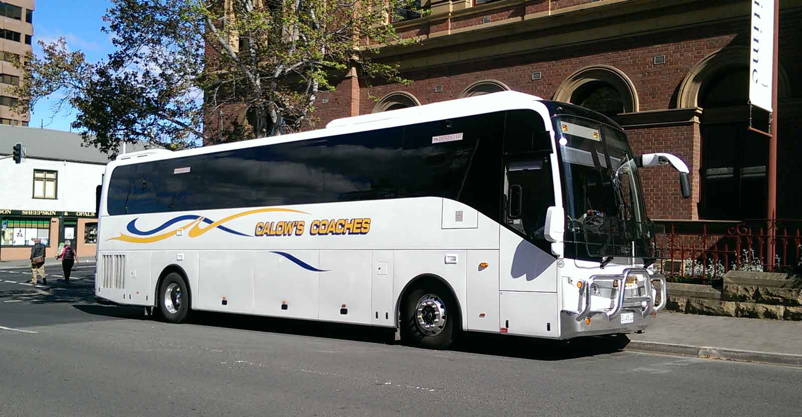 (c) Calowscoaches.com.au